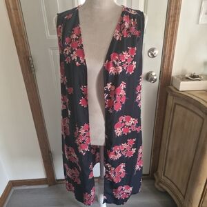 Pleione Navy Floral Sleeveless Open Front Duster Vest - Pink Flowers